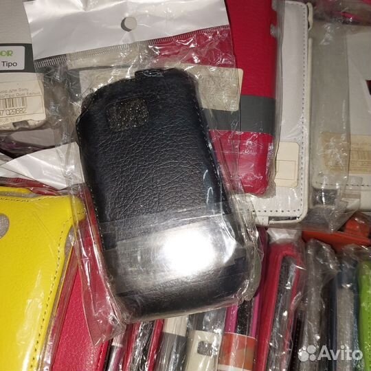 Чехол -книжка на телефон, новый