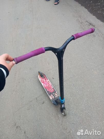 Трюковой самокат