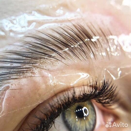 Оформление бровей