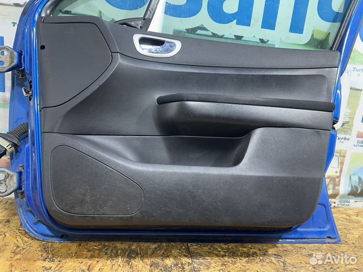 Дверь перед правая в сборе Пежо 307