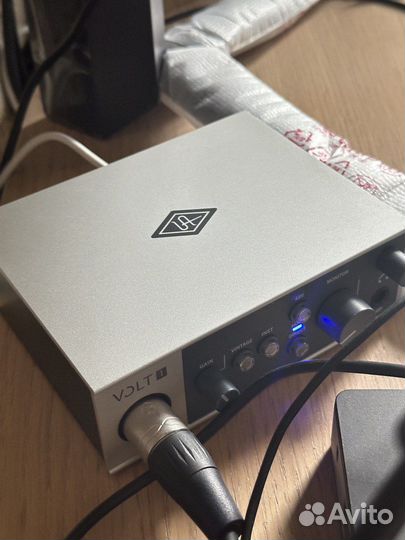 Звуковая карта Universal audio volt 1