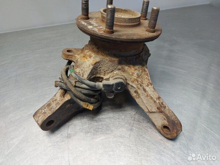 Кулак поворотный(ступица) передний правый