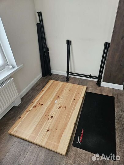 Компьютерный стол IKEA куллаберг