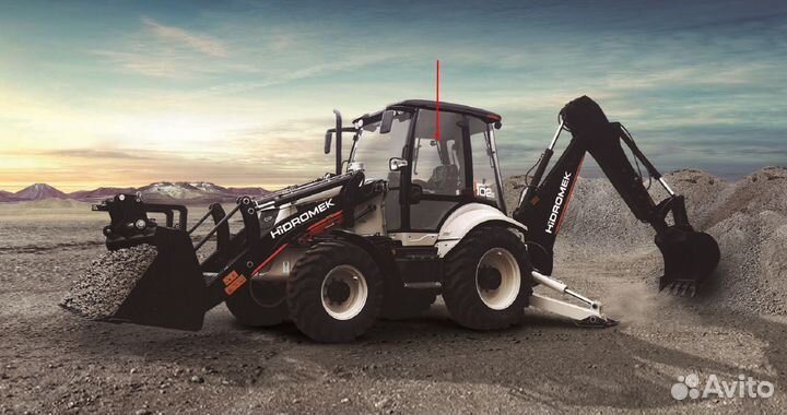 Стекло двери верхнее для погрузчика Hidromek