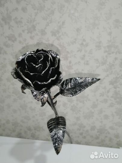 Кованая роза