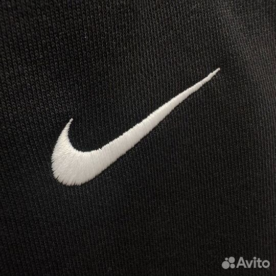 Спортивные штаны nike swoosh