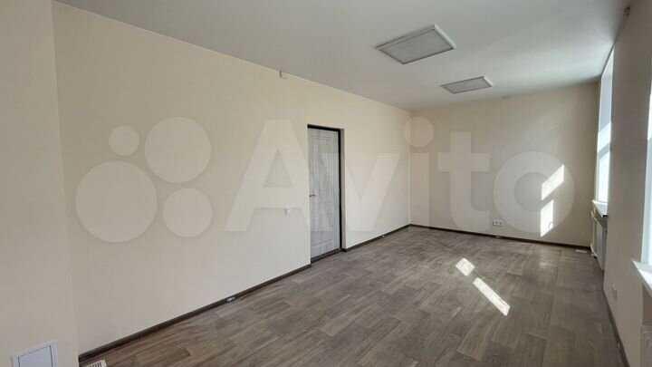 Торговая площадь, 57 м²