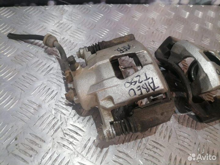 Суппорта передняя Chevrolet Aveo T250 1.4