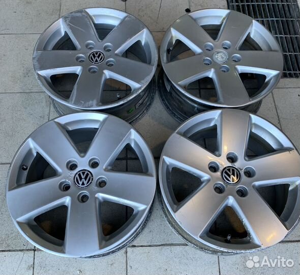 Volkswagen Passat B7 Диски литые R16