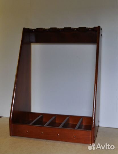 Пирамида, подставка для оружия, массив дерева