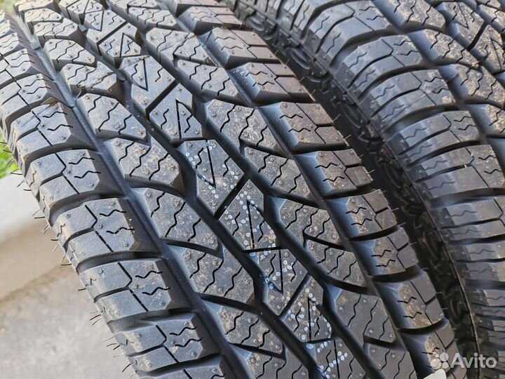 Maxxis AT-771 Bravo 205/75 R15 97T