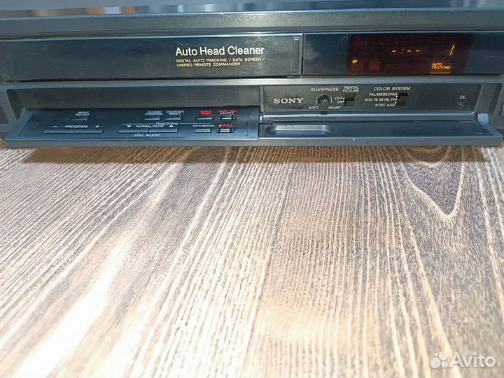 Видеомагнитофон VHS, Sony SLV-X37ME