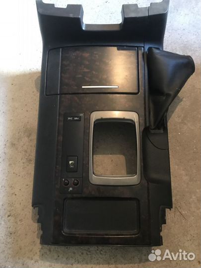 Toyota land cruiser 200