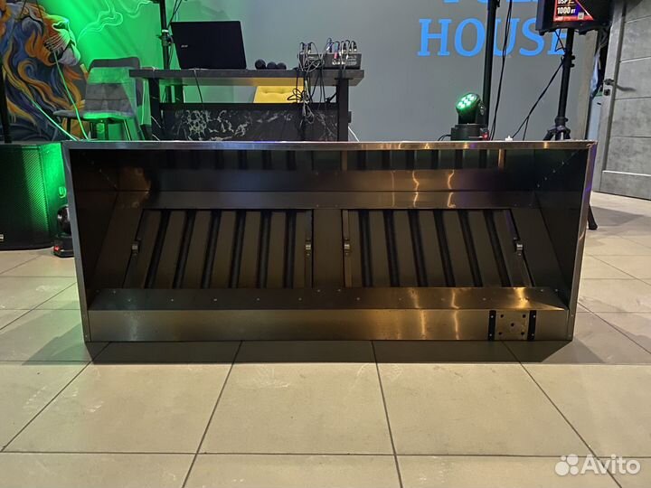 Зонт вытяжной