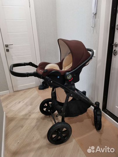 Коляска 3 в 1