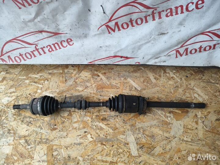 Привод передний правый Nissan Primera P12 YD22