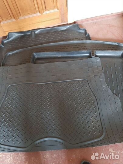 Коврик в багажник