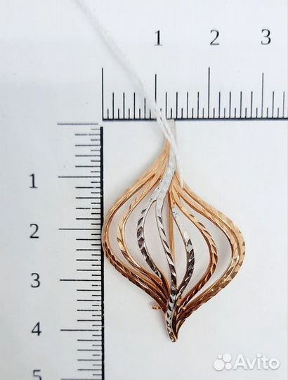 Брошь Золото