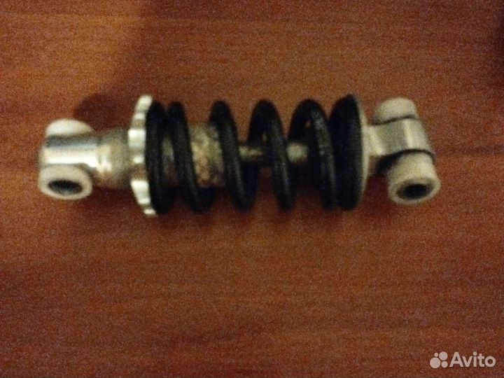 Амортизатор для рамы велосипеда