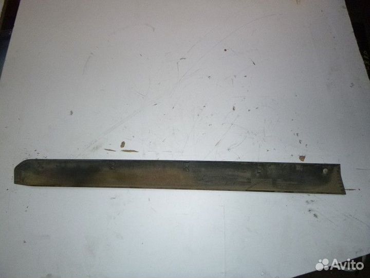 Молдинг двери передней правой mitsubishi outlander