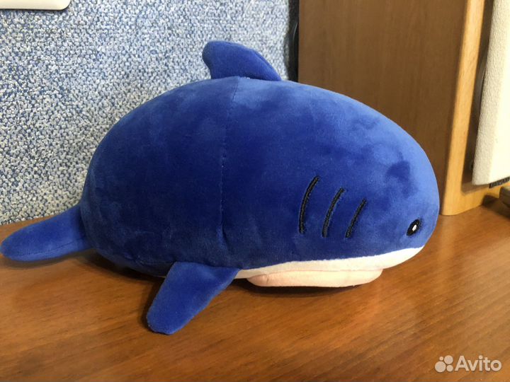 Плюшевая игрушка акула-кот