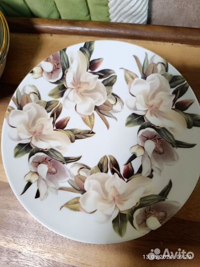 Набор тарелок