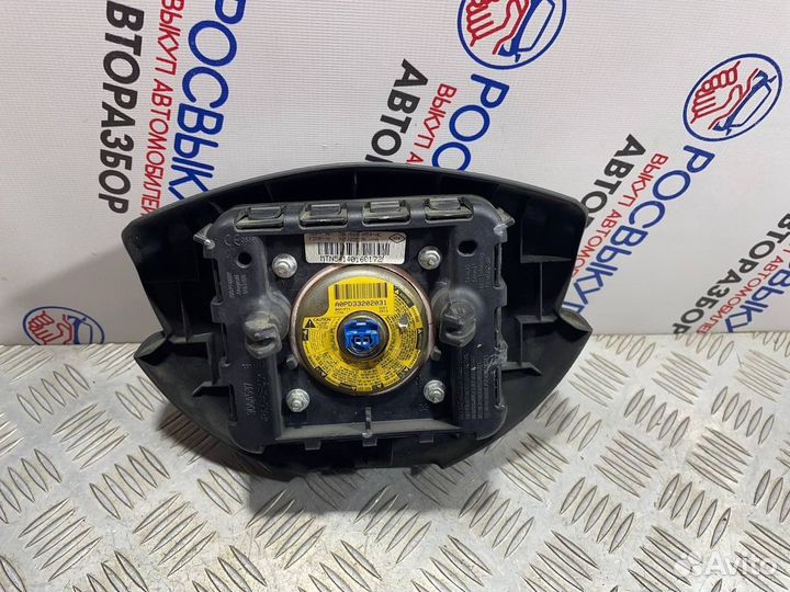 Подушка безопасности в рулевое колесо Renault Loga