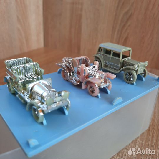 Сувенирный набор автомобилей Фиат Руссо-балт