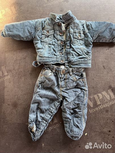 Джинсовый комбинезон для малыша