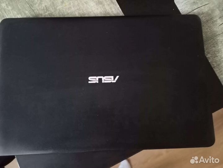 Игровой ноутбук Asus X751LJ 17.3/i3-5005u/8gb/920m