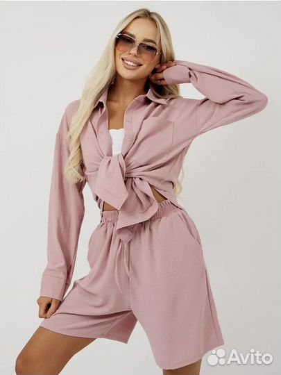 Костюм женский с шортами