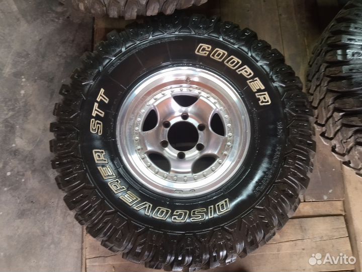 Комплект колес Cooper STT 33/12,5/R15