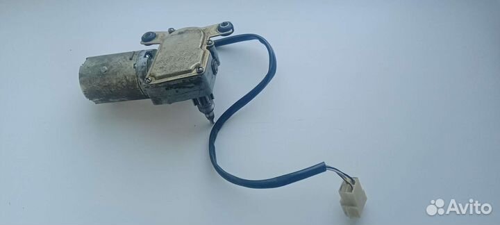 Задний дворник мотор Ока 1111