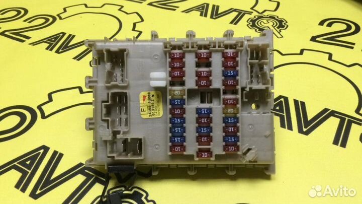 Блок предохранителей салона Nissan Primera TP12