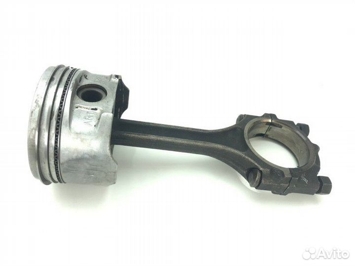 Поршень с шатуном Mitsubishi Mirage 4G15