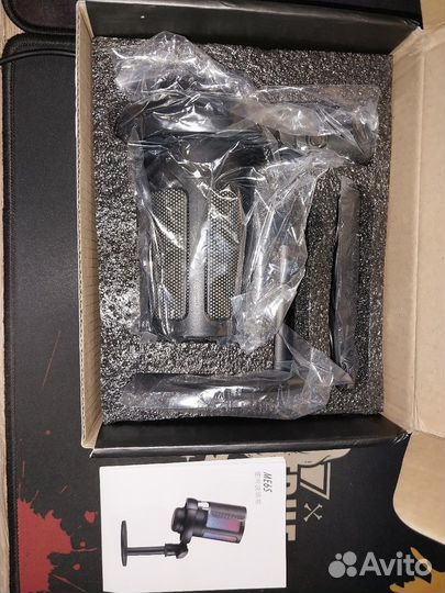 Студийный конденсаторный микрофон