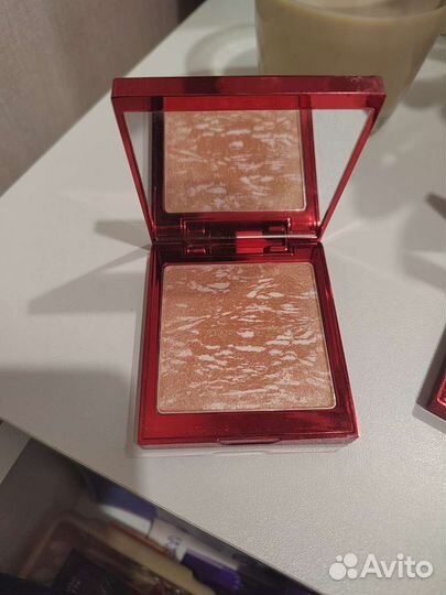 Румяна LIC в 02 оттенке