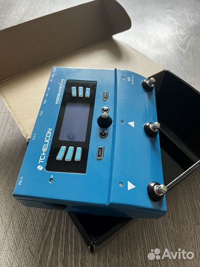 Вокальный процессор tc helicon voicelive play