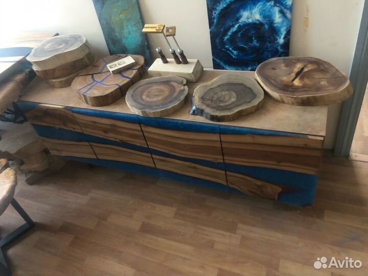 Тумбочки из смолы и слэба в наличии и под заказ