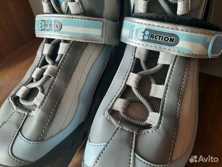 Роликовые коньки женские Reaction