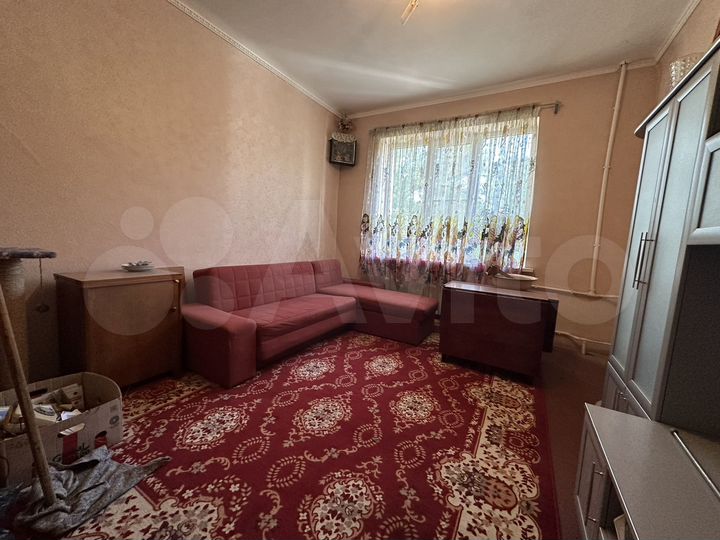 3-к. квартира, 55 м², 4/4 эт.