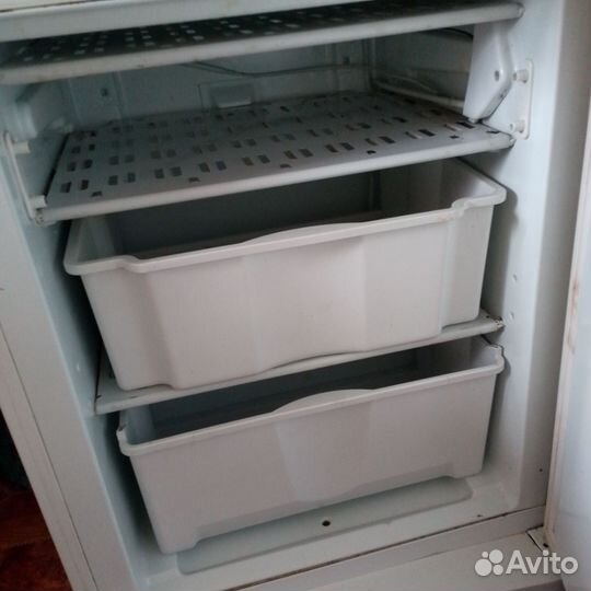 Холодильник на запчасти