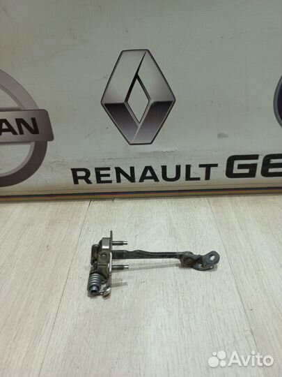 Ограничитель двери Renault duster Лев, Прав