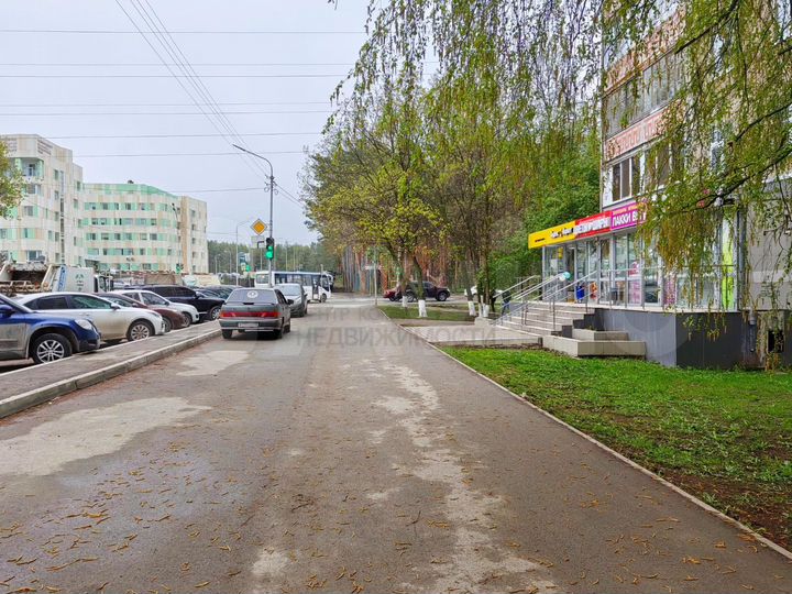 Торговое с отдельным входом 16 м2 на трафике