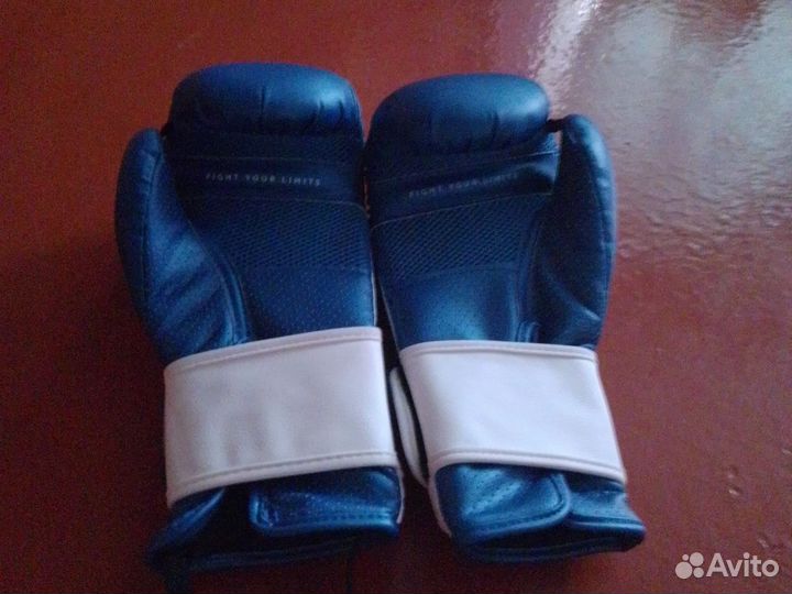 Боксерские перчатки 12 oz