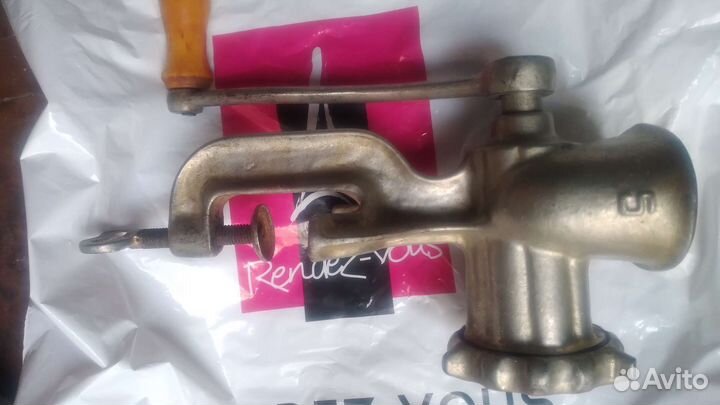 Мясорубка ручная бу