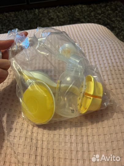 Молокоотсос medela ручной