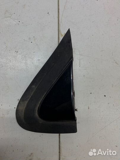 Накладка крепления зеркала передняя левая Citroen