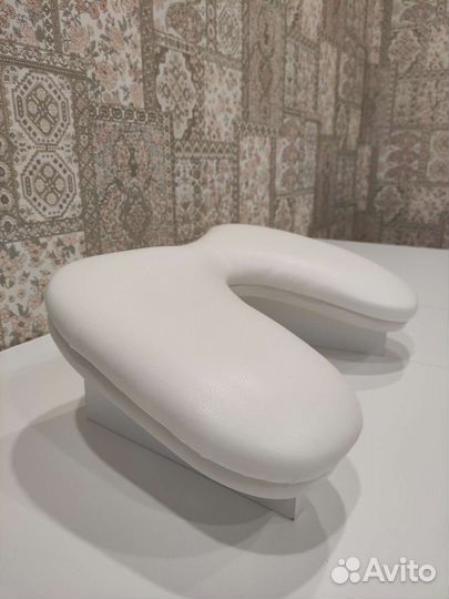 Подставка для рук маникюрная