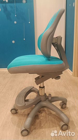 Растущее детское кресло holto 4d